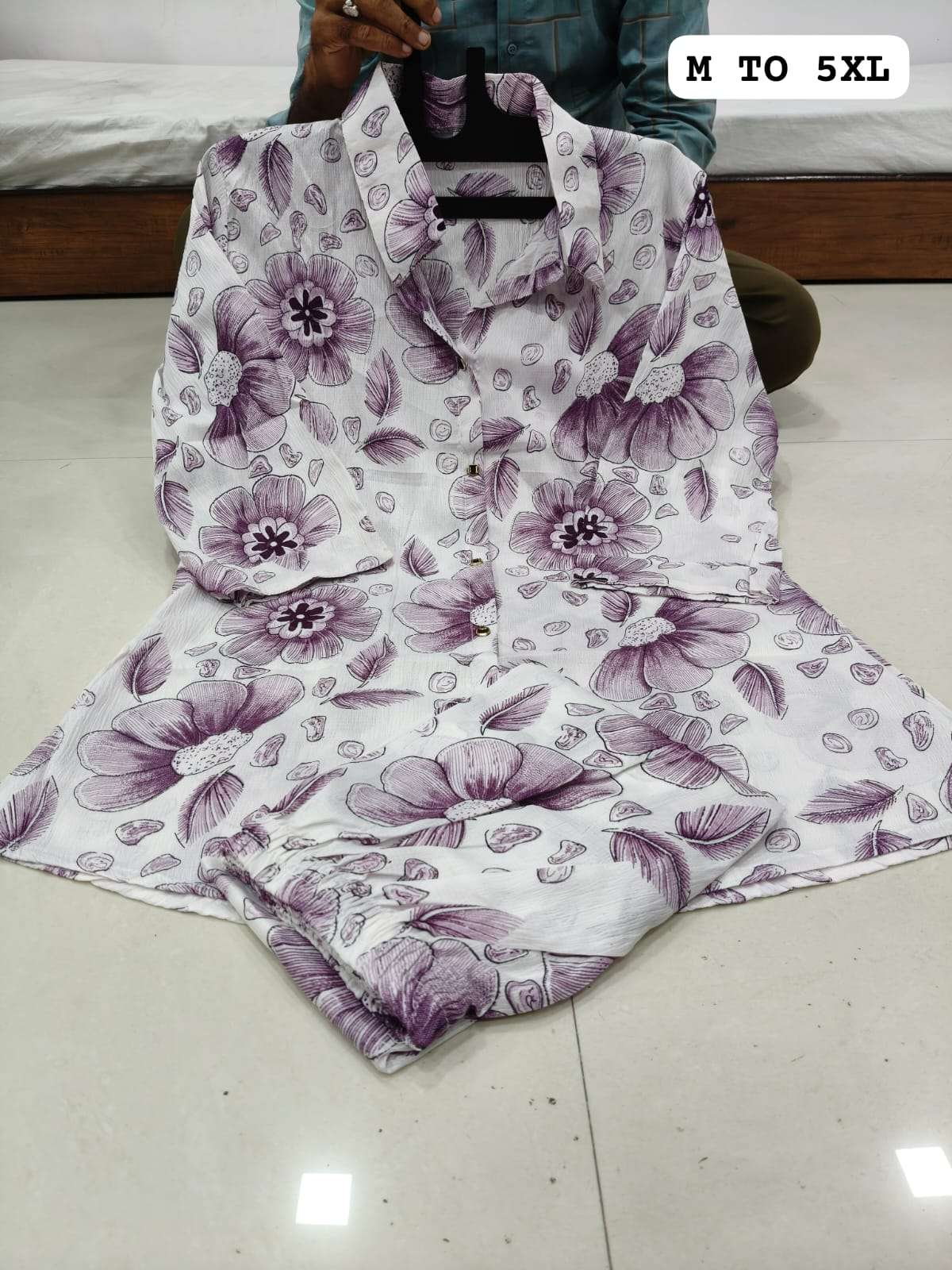 BOUTIQUE QUALITY CRUSH FANCY CORD SET FOR GIRL DAILY SIMPLE WEAR SURAT